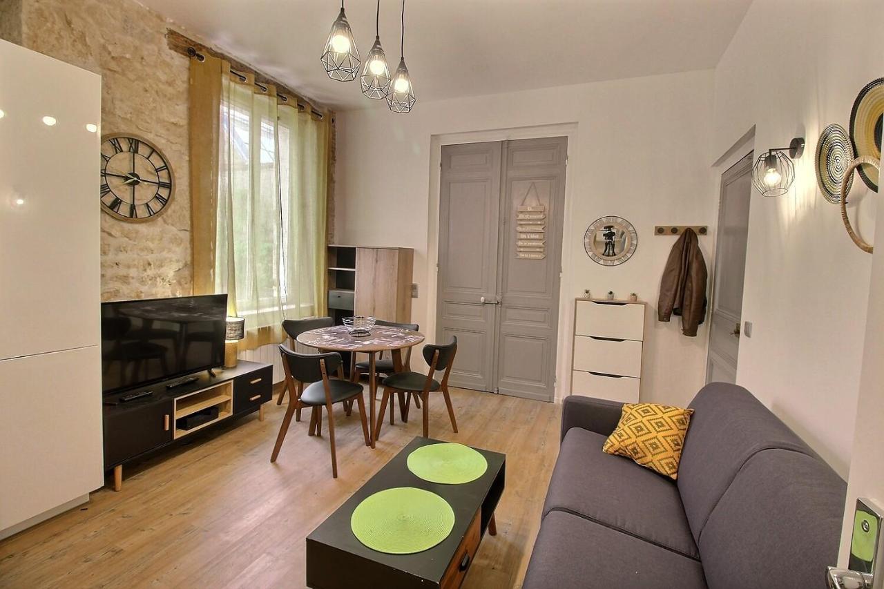 Appartement De Charme Dans Immeuble Haussmannien Périgueux Kültér fotó